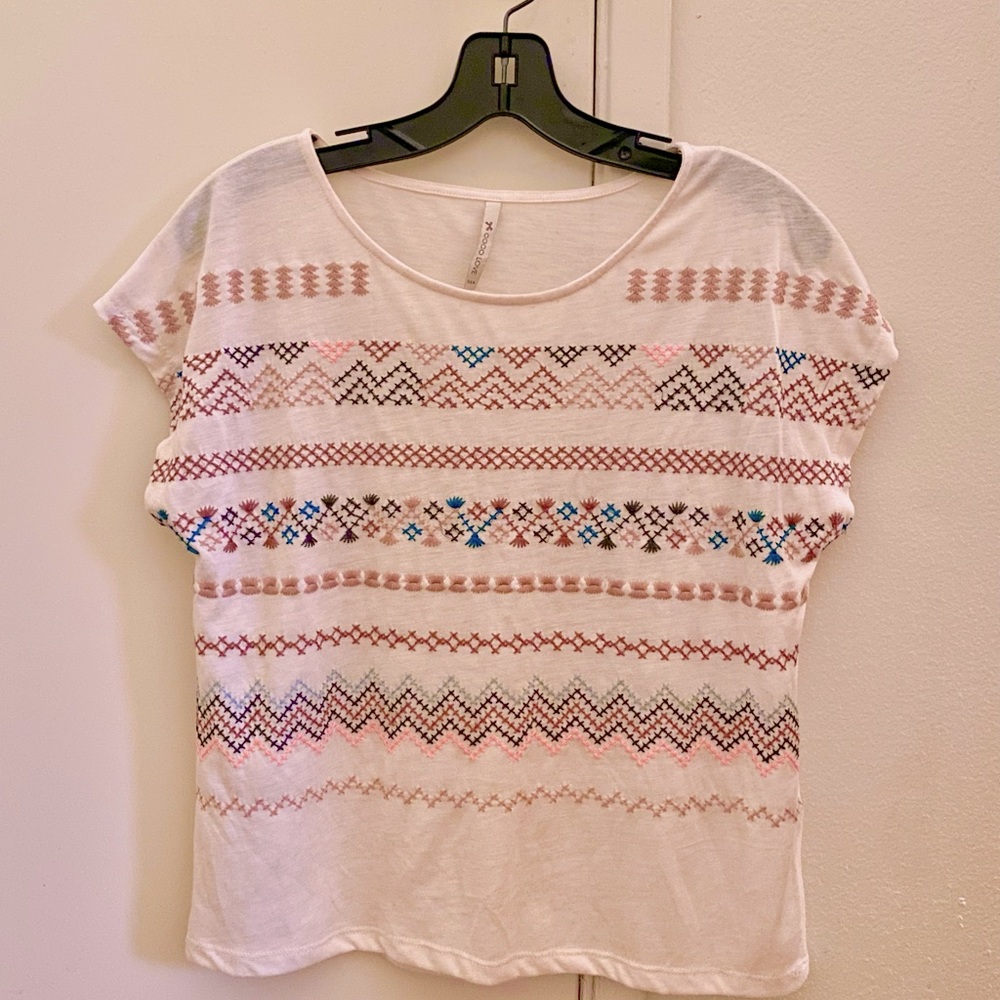 Embroidered T Shirt - M